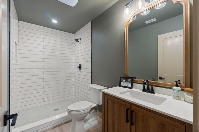 1133 Show Horse Way, Laurel Hill, FL 32567