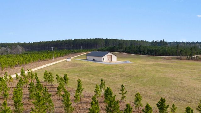 1133 Show Horse Way, Laurel Hill, FL 32567