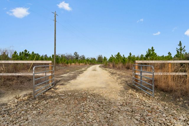 1133 Show Horse Way, Laurel Hill, FL 32567