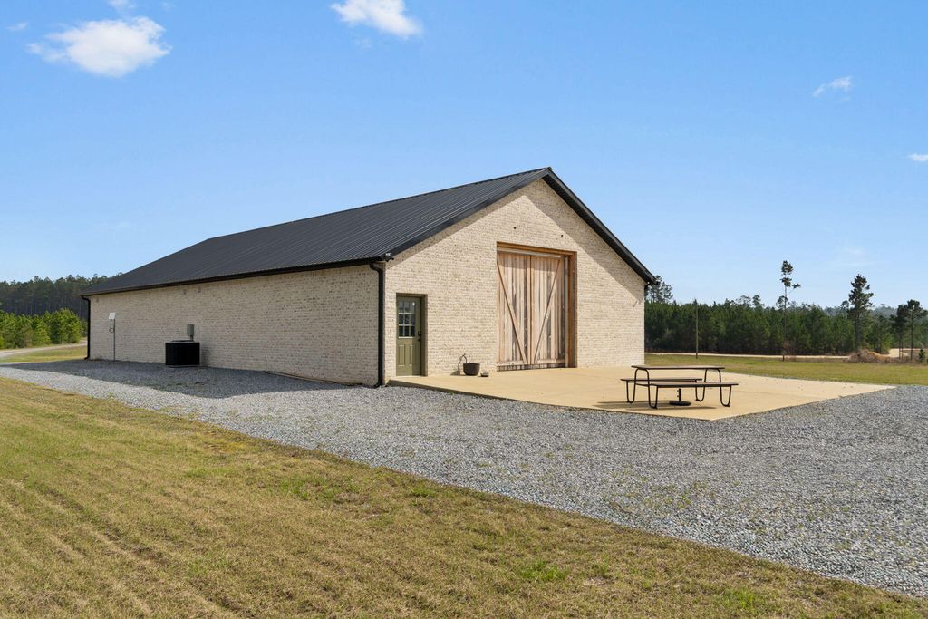 1133 Show Horse Way, Laurel Hill, FL 32567