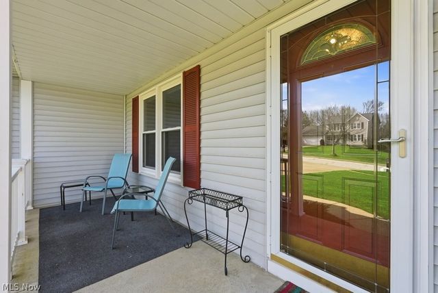 2104 Van Oaks Drive, Twinsburg, OH 44087