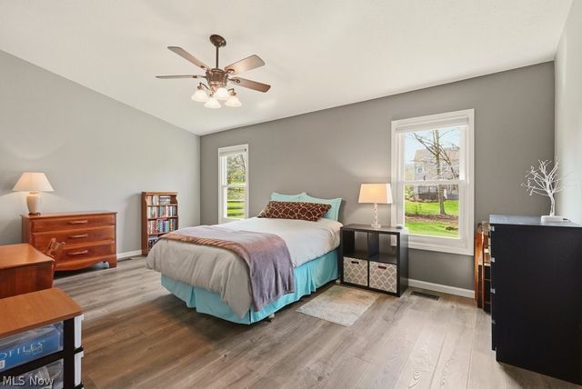 2104 Van Oaks Drive, Twinsburg, OH 44087