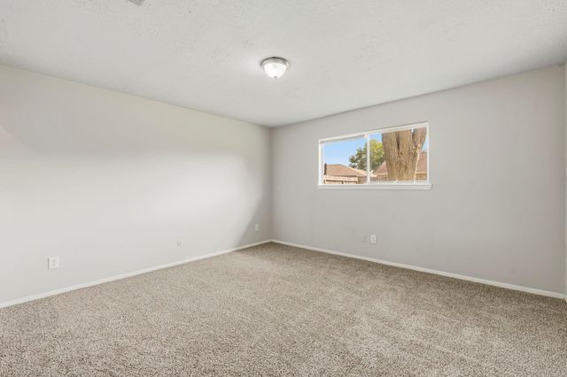 10107 Willmont Road, La Porte, TX 77571