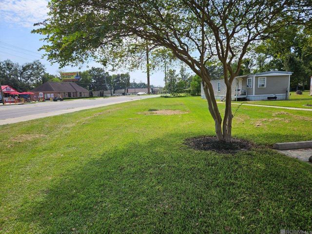 40274 La Hwy 42, Prairieville, LA 70769