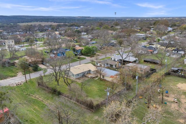 703 N Pierce ST, Burnet, TX 78611