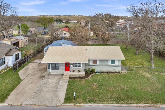 703 N Pierce ST, Burnet, TX 78611