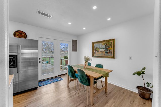 703 N Pierce ST, Burnet, TX 78611