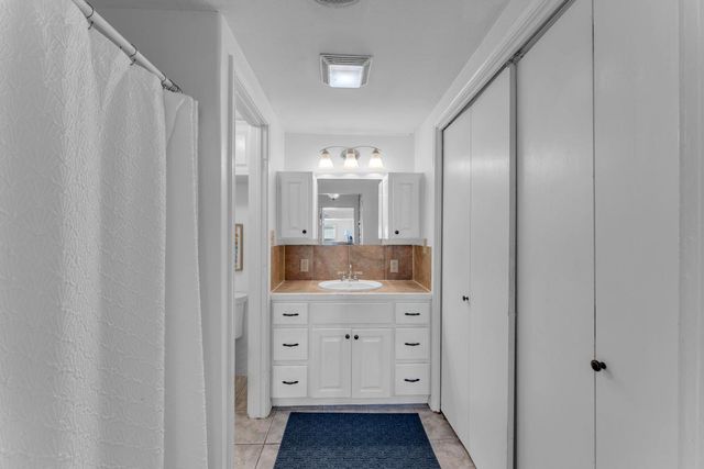 703 N Pierce ST, Burnet, TX 78611