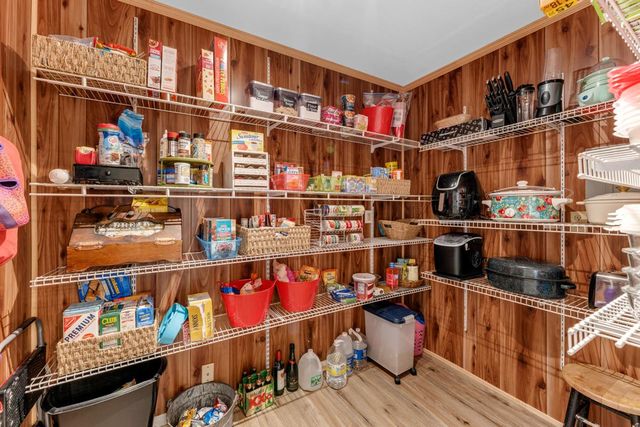 703 N Pierce ST, Burnet, TX 78611