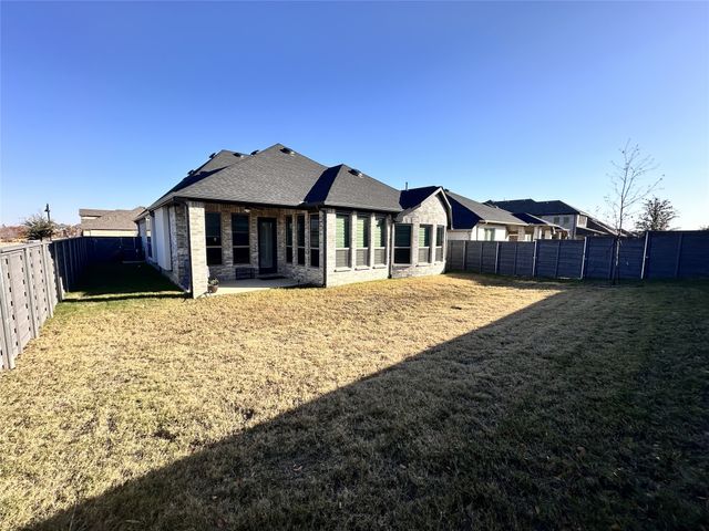 7032 Mapleshade Way, Little Elm, TX 76227