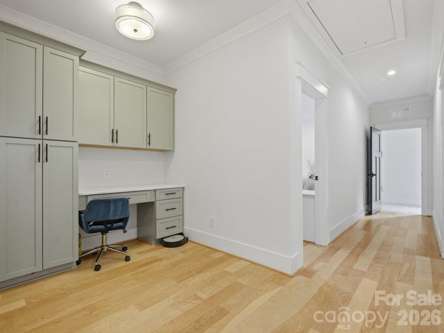 5309 Tarrywood Lane, Charlotte, NC 28205