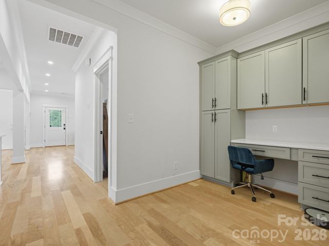 5309 Tarrywood Lane, Charlotte, NC 28205