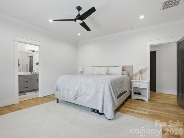 5309 Tarrywood Lane, Charlotte, NC 28205