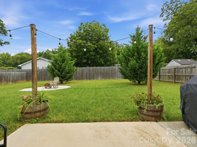 5309 Tarrywood Lane, Charlotte, NC 28205
