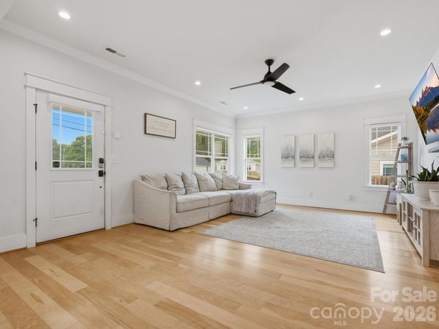 5309 Tarrywood Lane, Charlotte, NC 28205