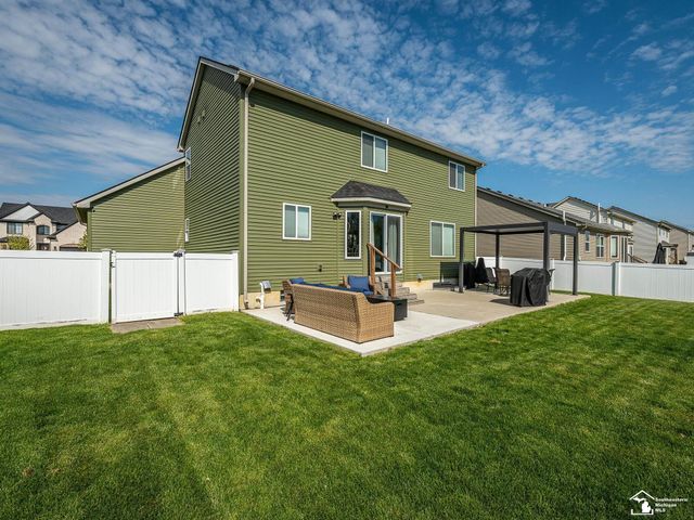 336 White Owl Lane, Dundee, MI 48131