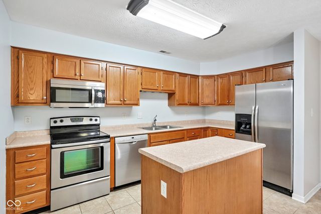 7171 Long Boat Drive, Indianapolis, IN 46250