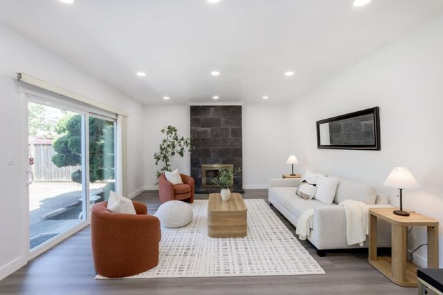 1055 Mitchell Court, Campbell, CA 95128