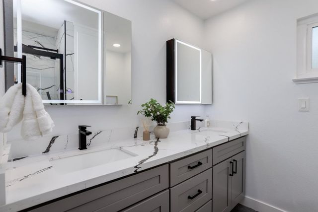 1055 Mitchell Court, Campbell, CA 95128