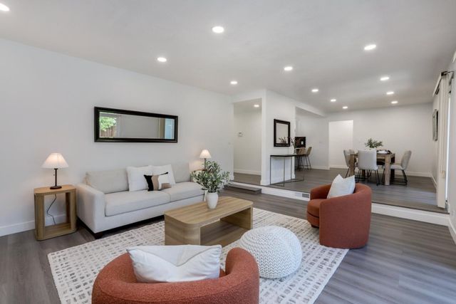 1055 Mitchell Court, Campbell, CA 95128