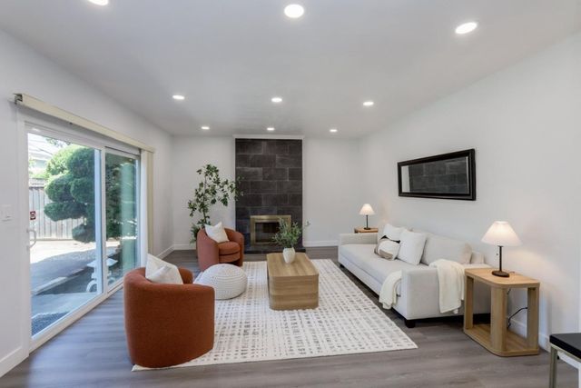 1055 Mitchell Court, Campbell, CA 95128