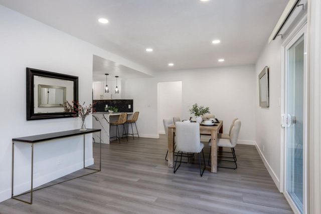 1055 Mitchell Court, Campbell, CA 95128