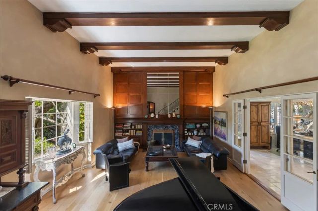 4420 Myrtle Avenue, Long Beach, CA 90807