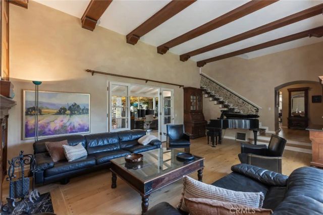 4420 Myrtle Avenue, Long Beach, CA 90807