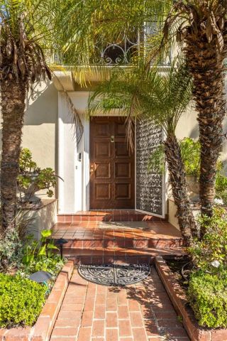 4420 Myrtle Avenue, Long Beach, CA 90807