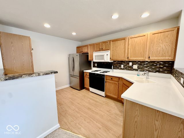 9683 Legare Street, Fishers, IN 46038
