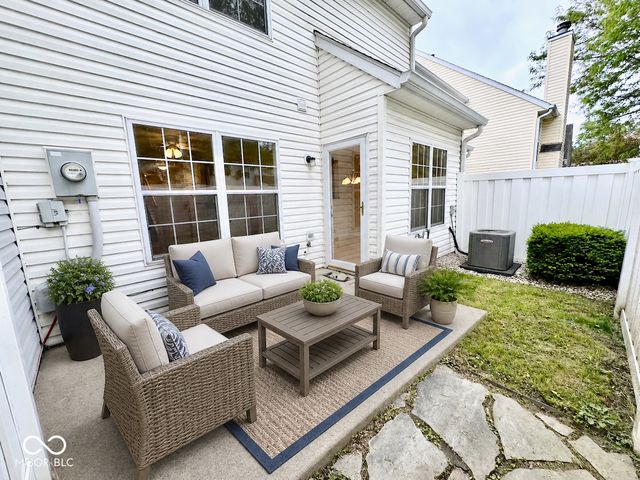 9683 Legare Street, Fishers, IN 46038