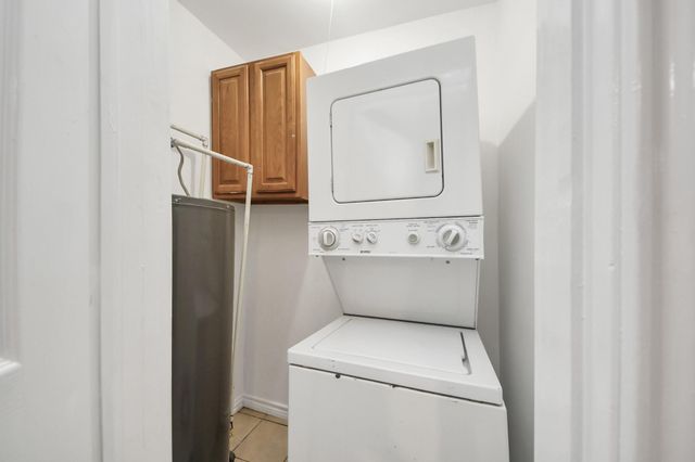 1528 Church Street, Galveston, TX 77550