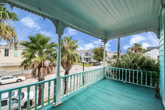 1528 Church Street, Galveston, TX 77550