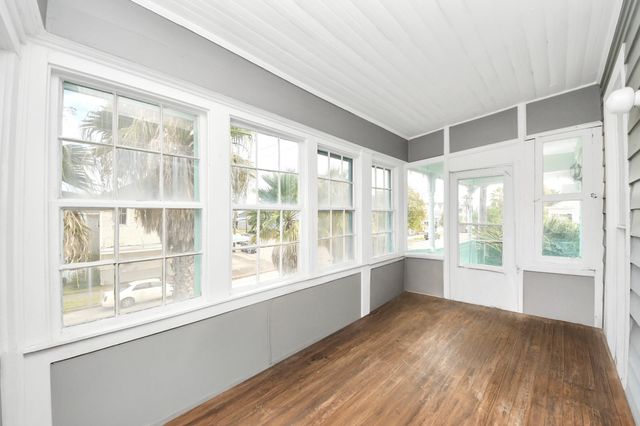 1528 Church Street, Galveston, TX 77550