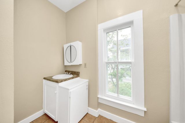 1528 Church Street, Galveston, TX 77550