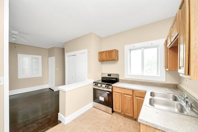 1528 Church Street, Galveston, TX 77550