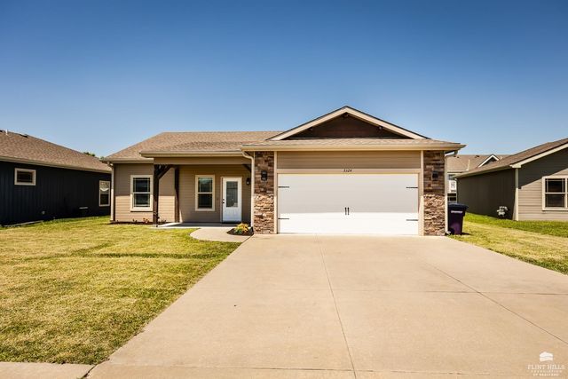 3324 Half Full Drive, Manhattan, KS 66502