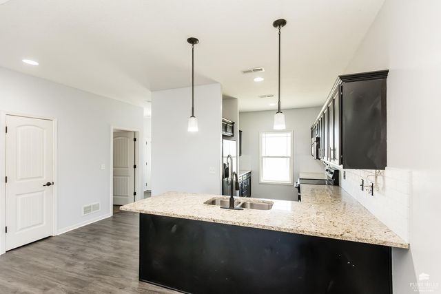 3324 Half Full Drive, Manhattan, KS 66502