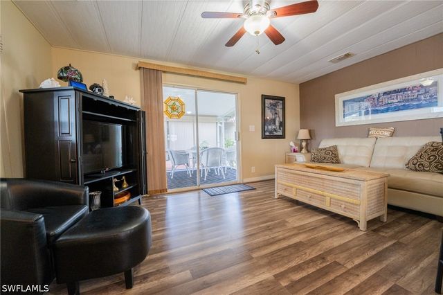 953 Bunker Hill DR, Naples, FL 34110