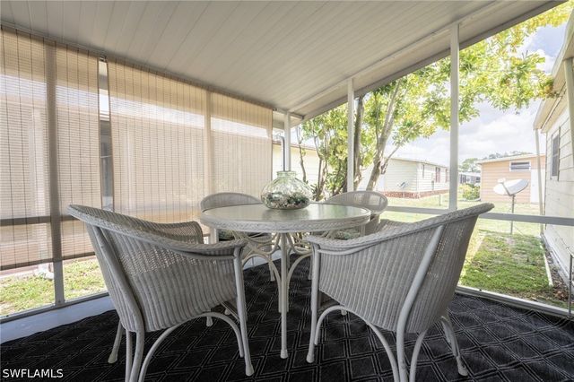 953 Bunker Hill DR, Naples, FL 34110