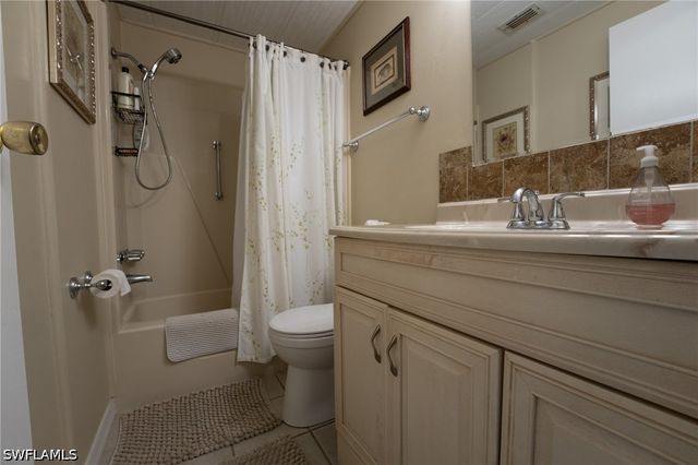 953 Bunker Hill DR, Naples, FL 34110