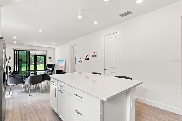 6713 ALSTEAD CIRCLE, Bradenton, FL 34202