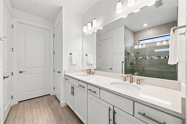 6713 ALSTEAD CIRCLE, Bradenton, FL 34202