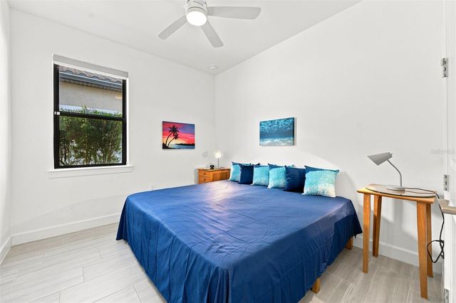 6713 ALSTEAD CIRCLE, Bradenton, FL 34202