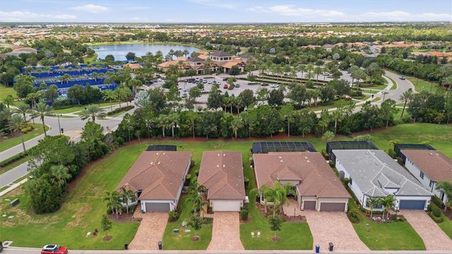 6713 ALSTEAD CIRCLE, Bradenton, FL 34202