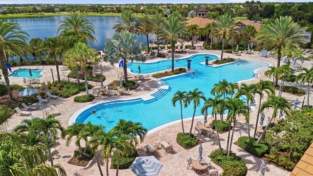 6713 ALSTEAD CIRCLE, Bradenton, FL 34202