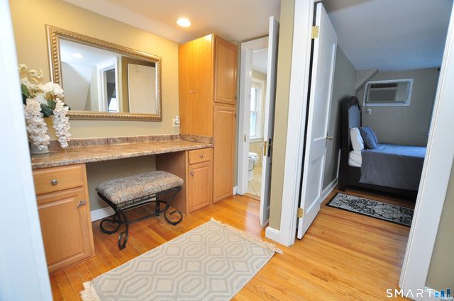 112 Knollwood Road, East Hartford, CT 06118