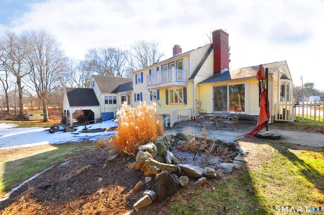 112 Knollwood Road, East Hartford, CT 06118