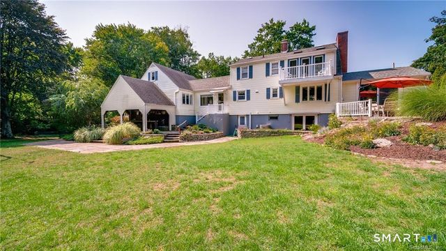 112 Knollwood Road, East Hartford, CT 06118