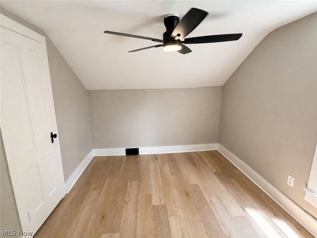 1312 Wooster Road W, Barberton, OH 44203